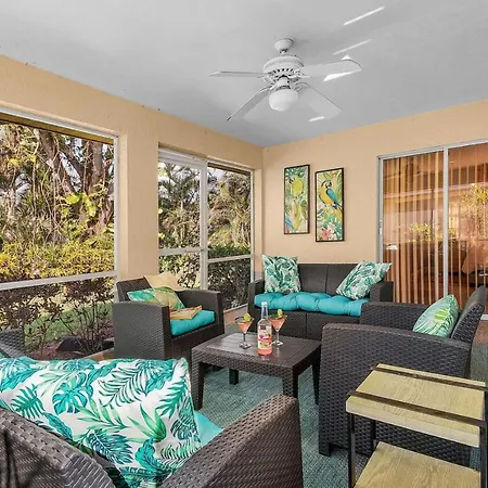 Tropical Vacation Home Close To Vanderbilt Beach